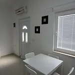 Appartement With Parking Space Nin, Zadar - 17784